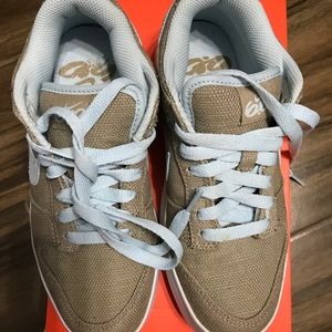 Nike Womens Zoom Khaki and Blue 6